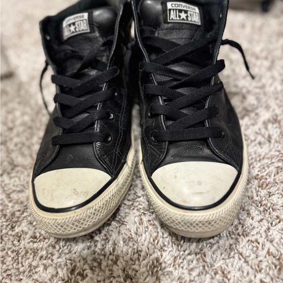 Size 10, leather Chuck Taylor’s hard to find no longer sold in stores. Converse - Picture 2 of 7